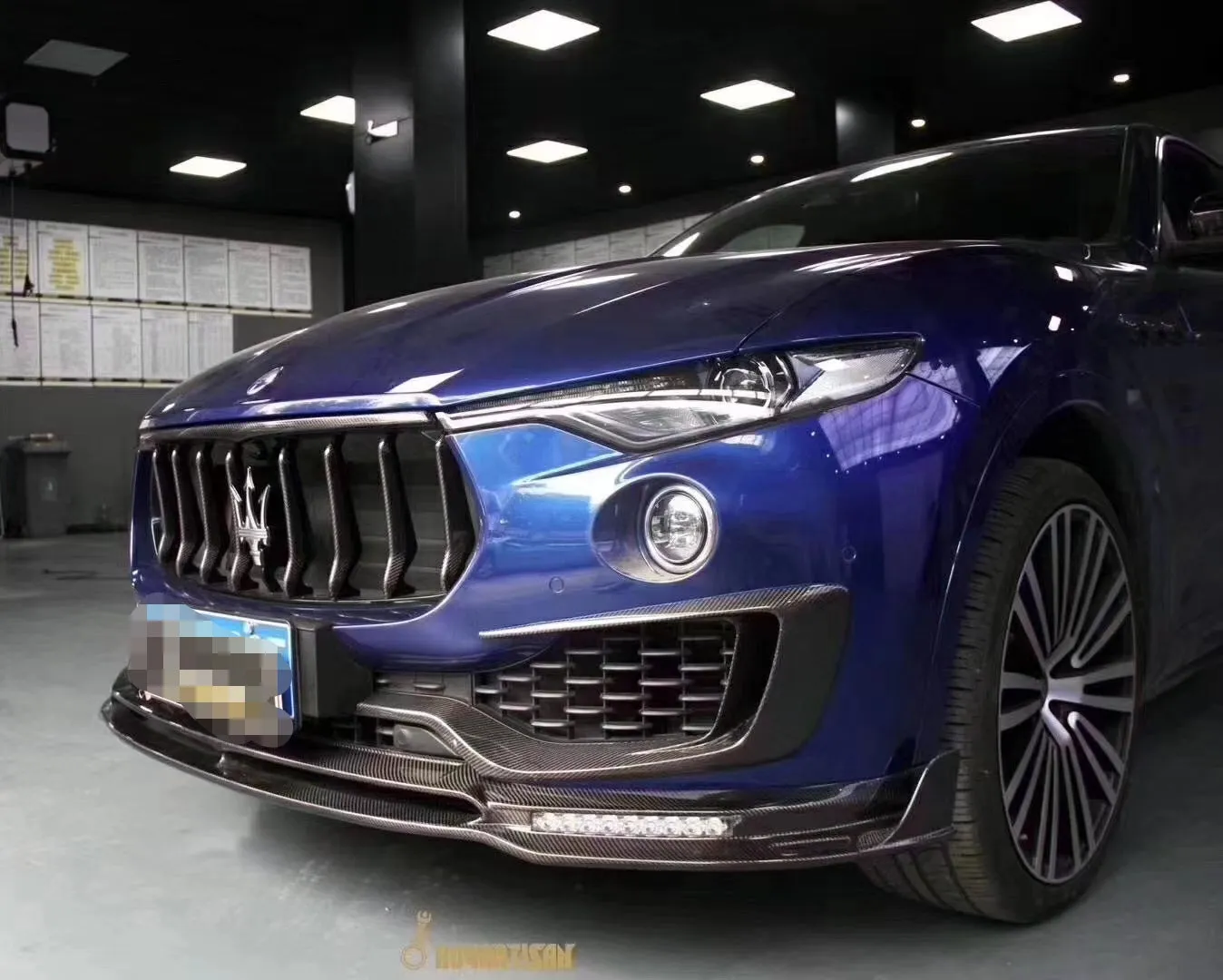 Carbon Fiber Body Kit for Maserati Levante