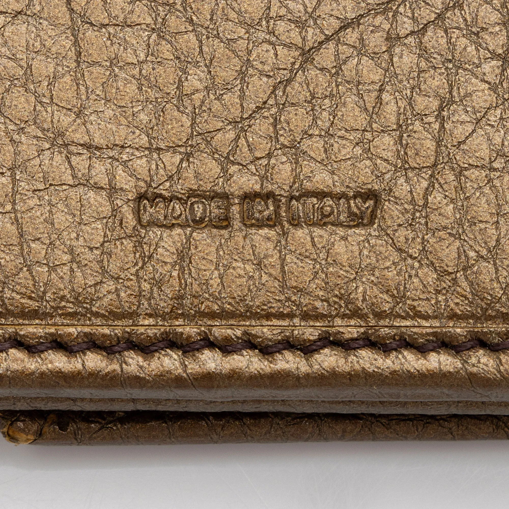 Fendi Metallic Zucca Compact Wallet (SHF-JIlxwg)