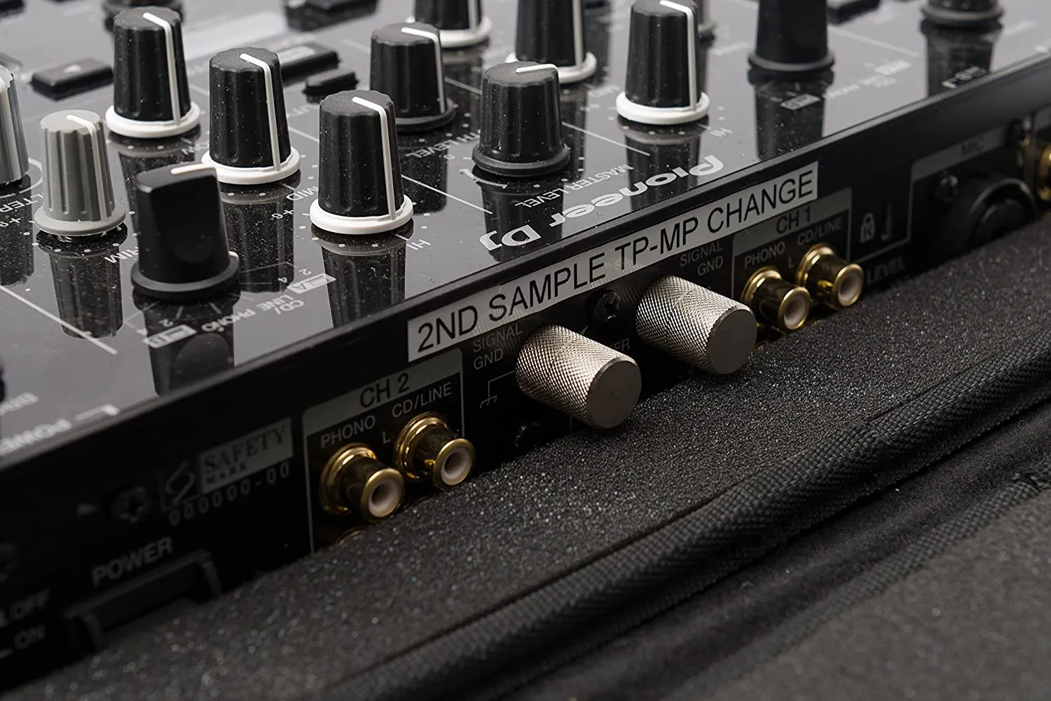 Magma MGA47990 CTRL Case for Pioneer DJM-S9 Serato Mixer