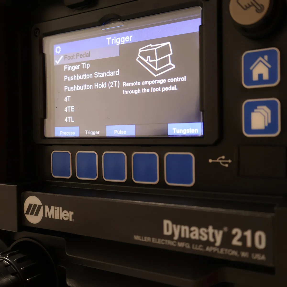 Miller Dynasty 210 w/ Cooler Power Supply - 907816001
