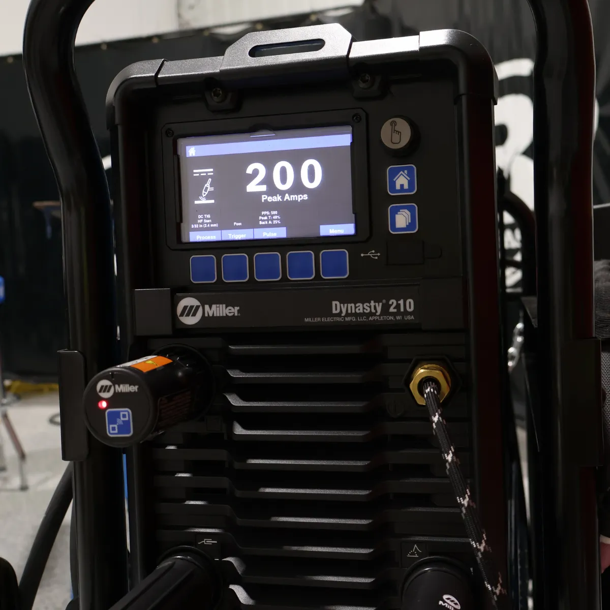 Miller Dynasty 210 w/ Cooler Power Supply - 907816001