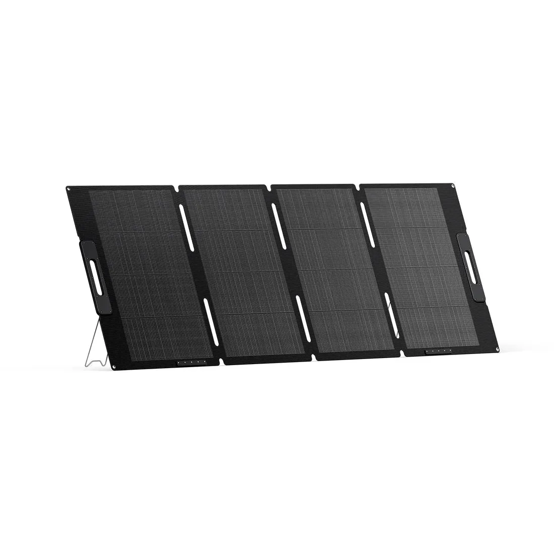 Off-grid kit: Bluetti AC70P portable solar power station   MP200 foldable solar panel