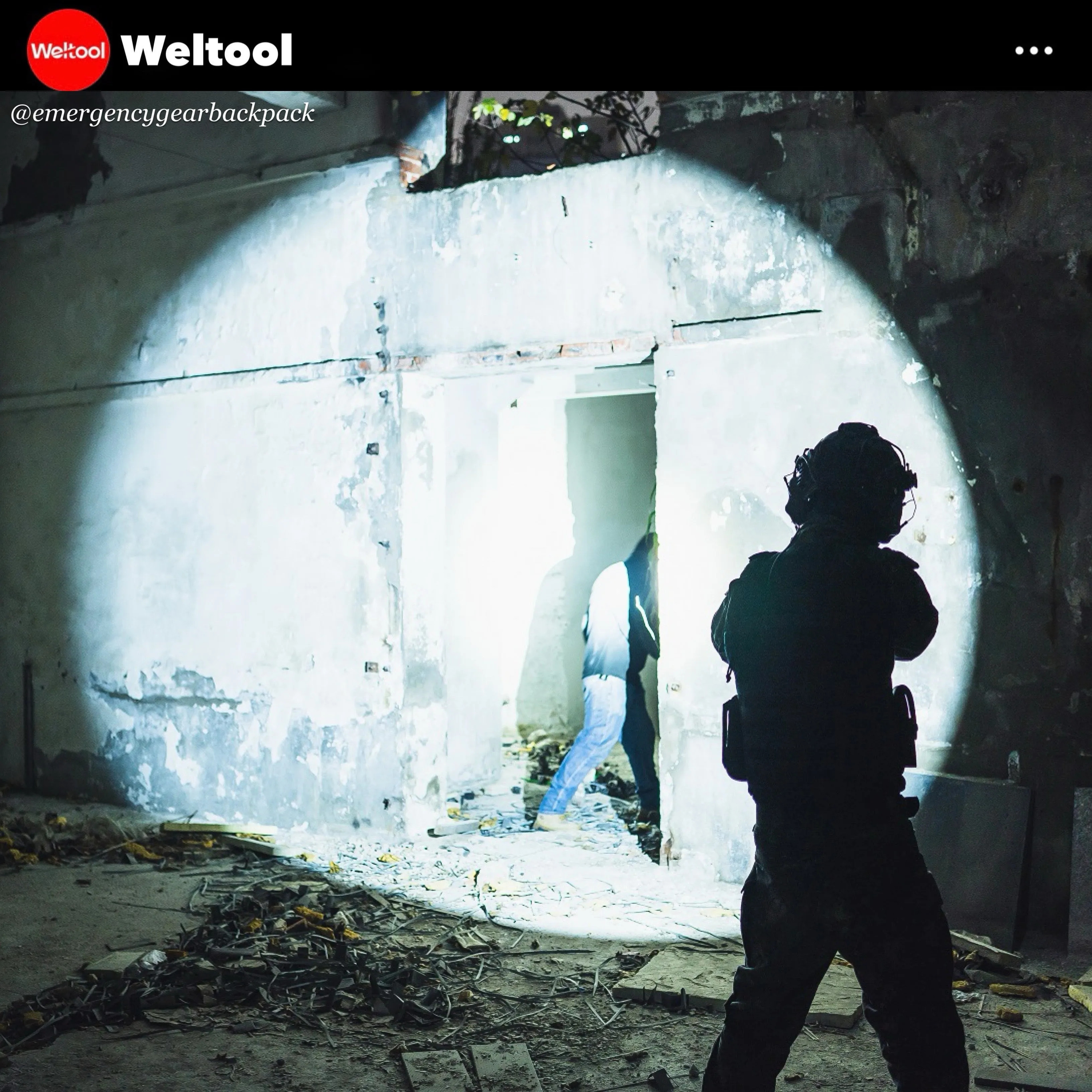 Weltool T12 Plus Nine Dragons 3TAC Tactical Flashlight 2000 Lumens 750M