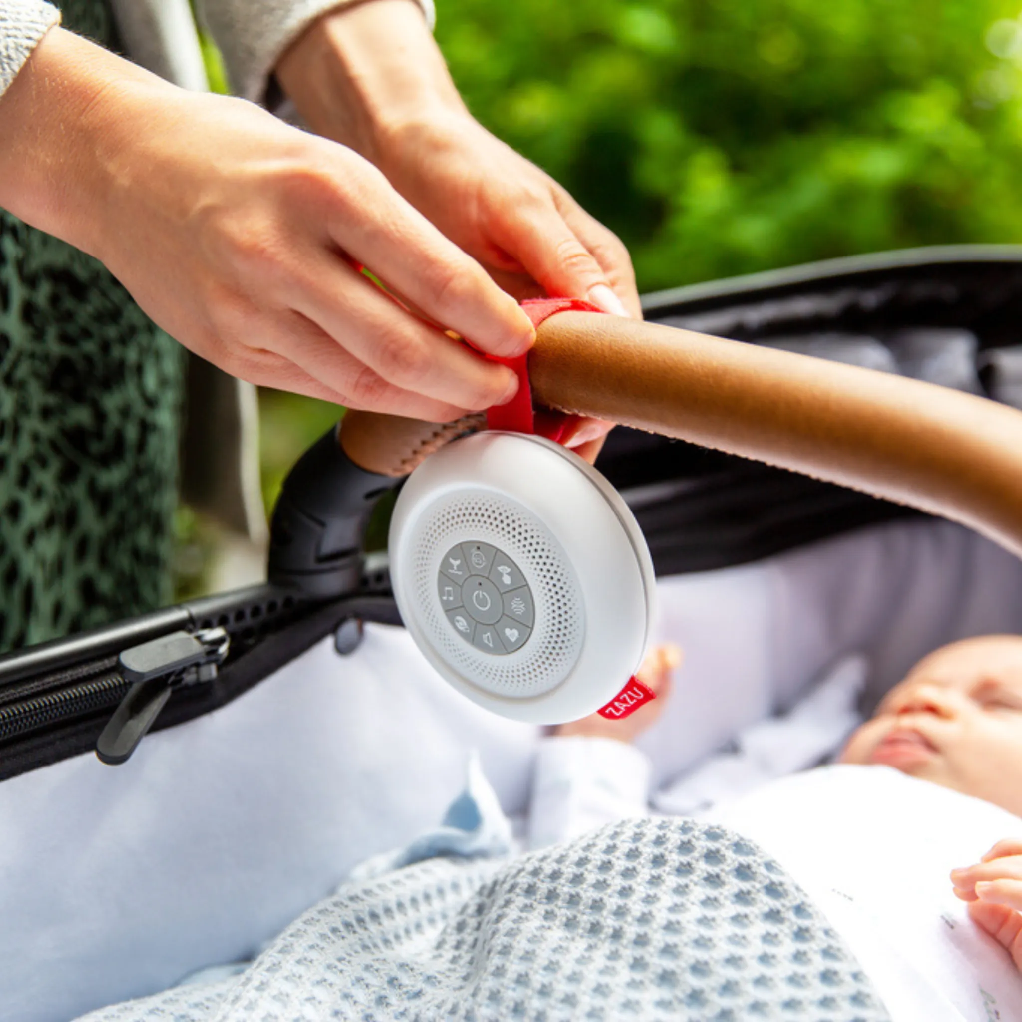 ZAZU | Portable Baby Soother - Suzy